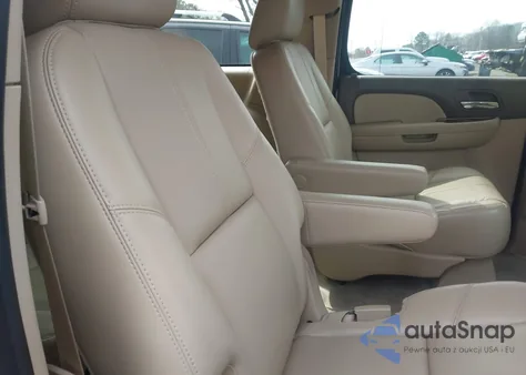 2013 Chevrolet Suburban 1500 Lt from USA, damaged, VIN 1GNSCJE04DR258657